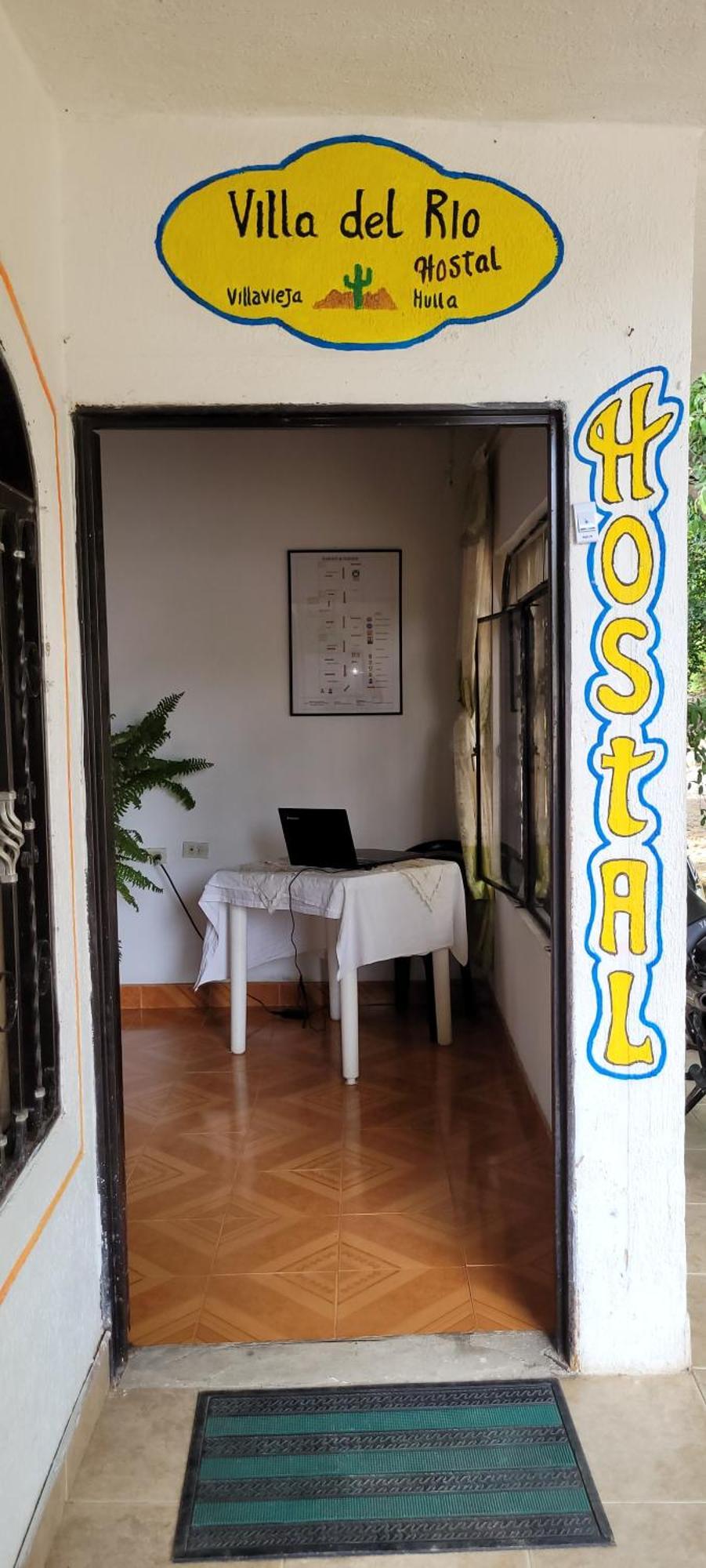 Hostal Villa Del Rio Las Brisas Villavieja Eksteriør billede